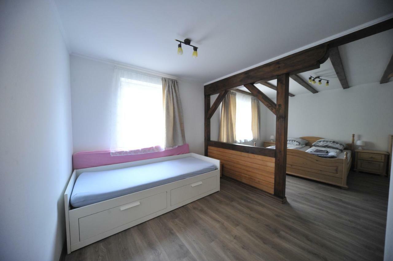 Old Town Center Apartments On The Romantic Road Харбург Екстериор снимка